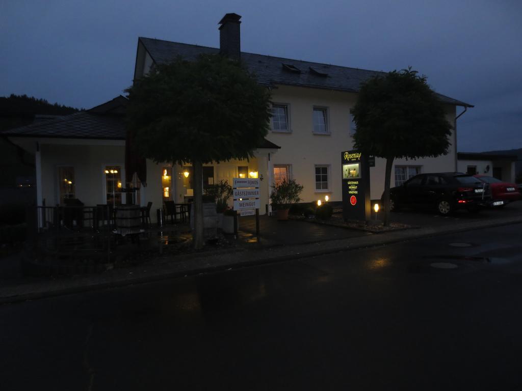 Wein & Gaestehaus Rosenlay ليزا المظهر الخارجي الصورة